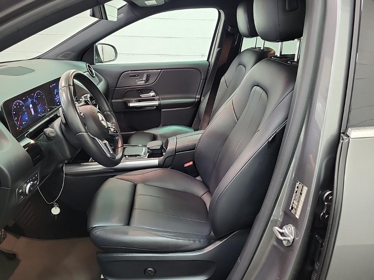 Mercedes-Benz GLA-Class  2021