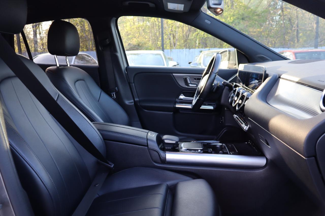 Mercedes-Benz GLA-Class  2021