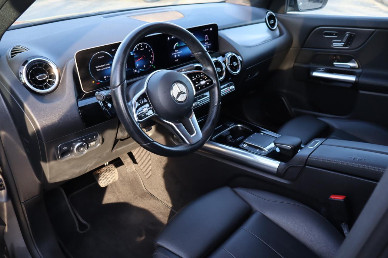 Mercedes-Benz GLA-Class  2021