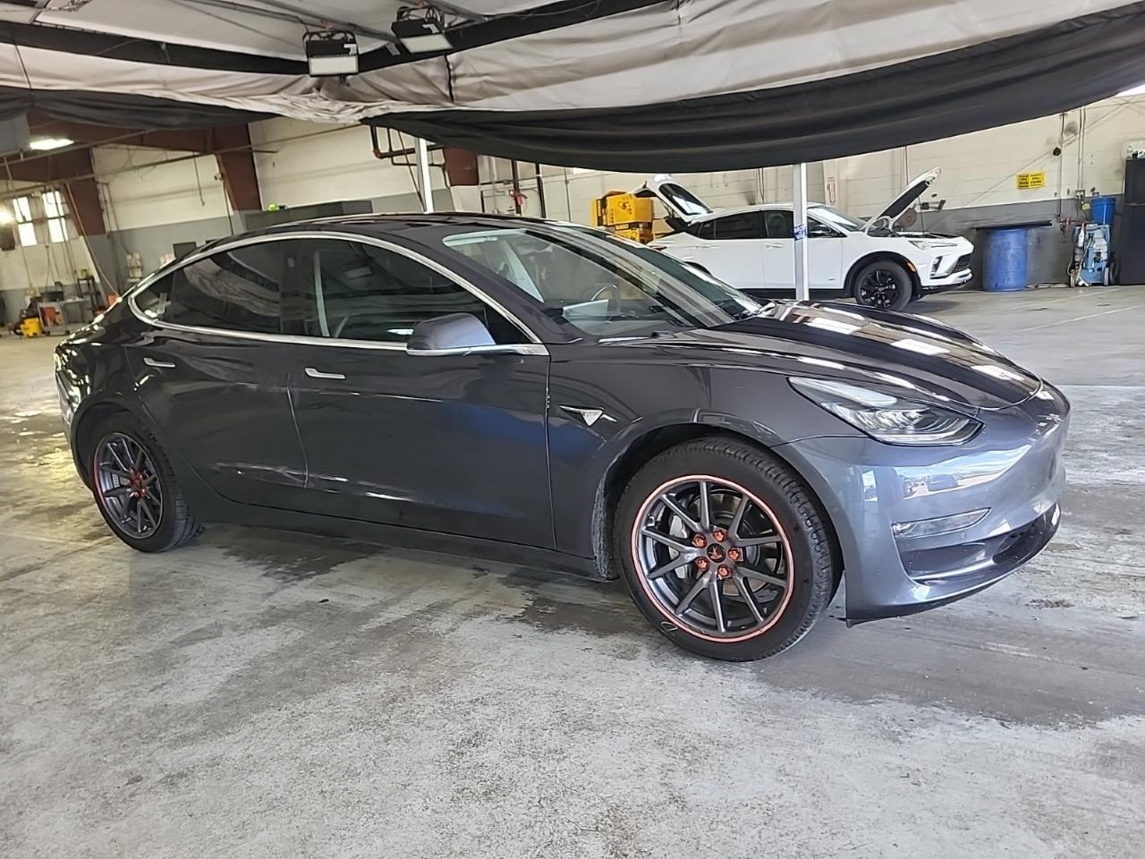 Tesla Model 3 Long Range 2018