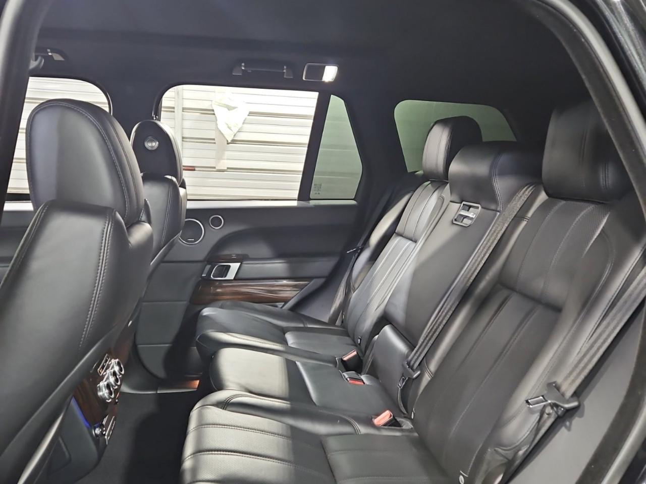 Land Rover Range Rover 4WD 4dr Supercharged 2015