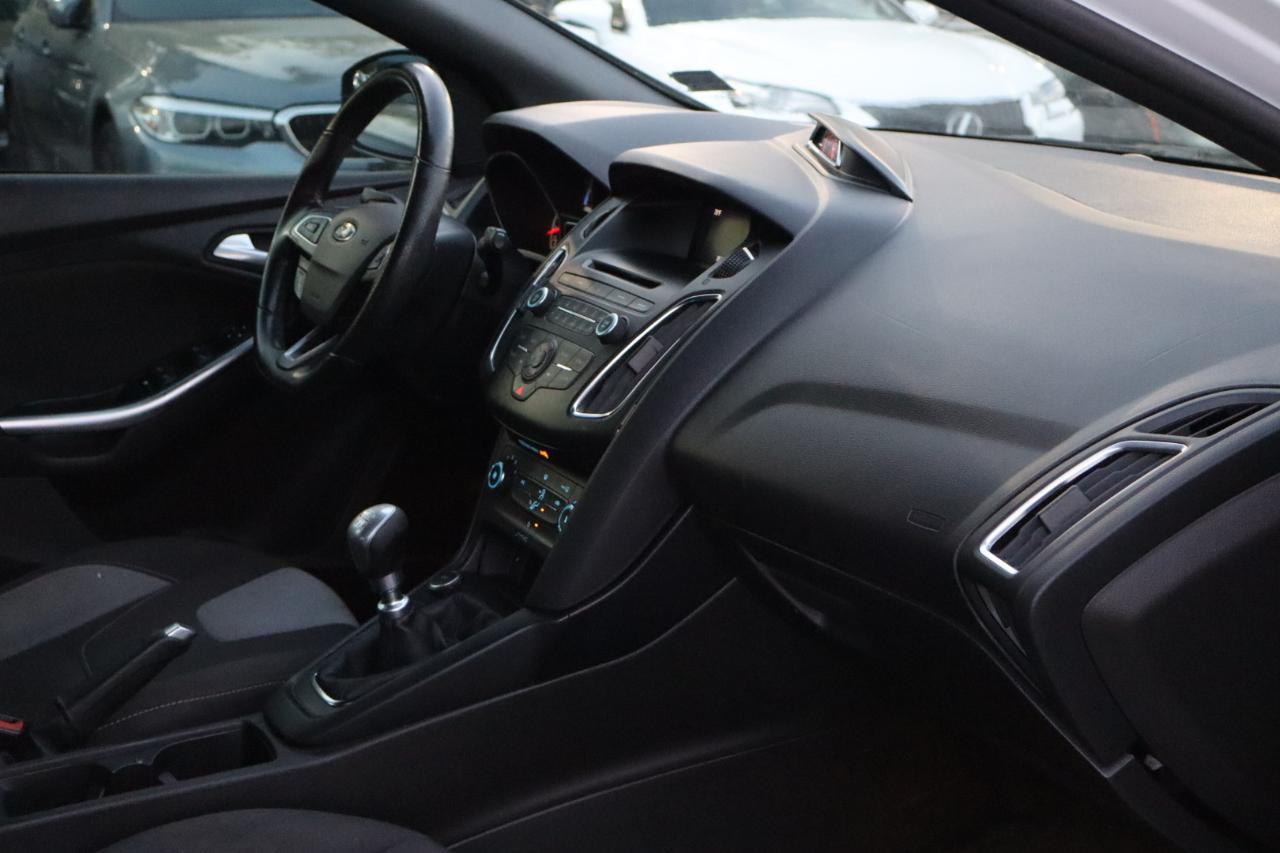 Ford Focus ST 4D Hatchback 2017