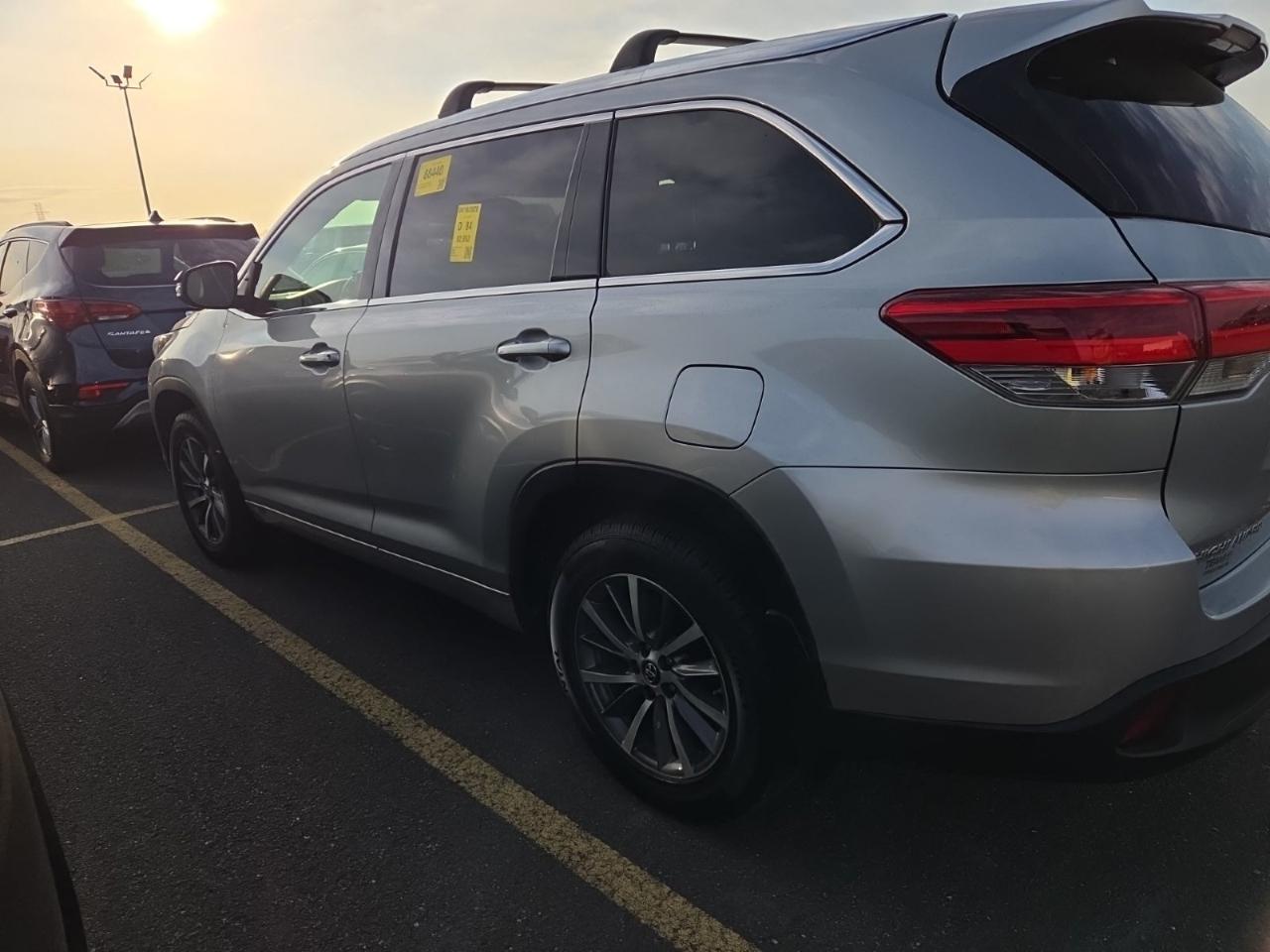 Toyota Highlander XLE 4D SUV AWD 2017