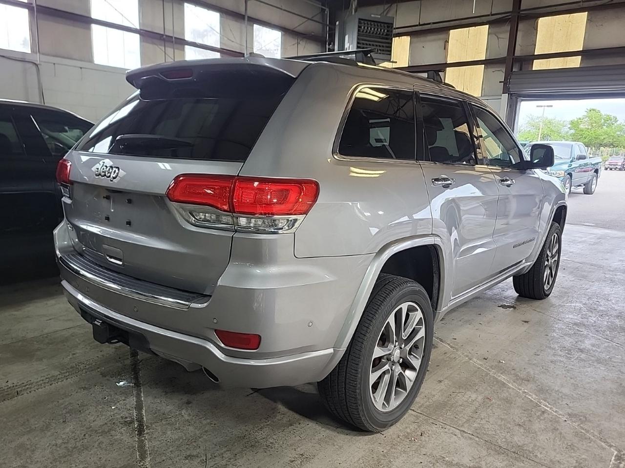 Jeep Grand Cherokee 4dr Overland 4WD 2017