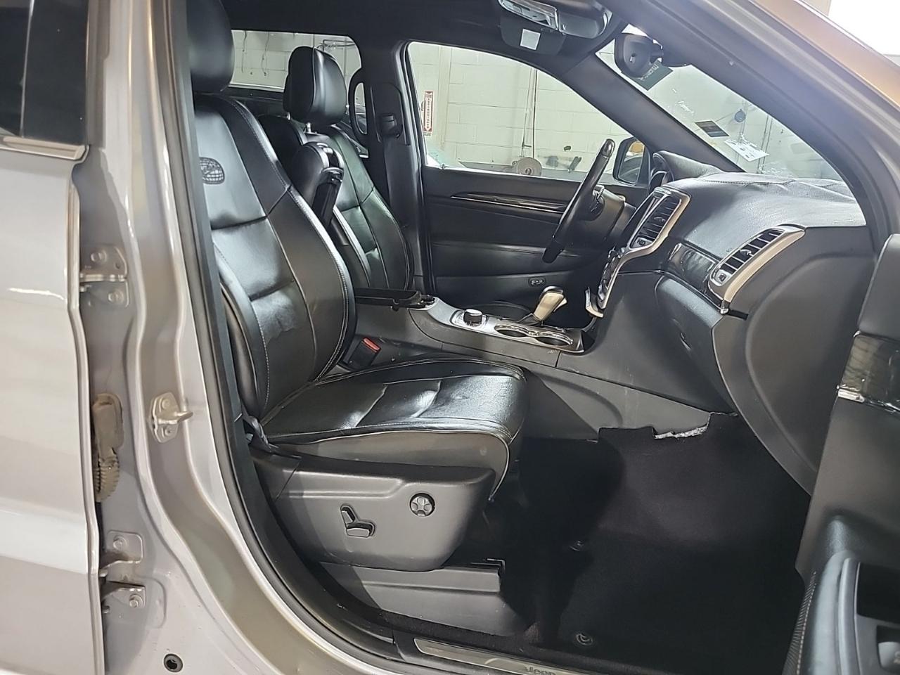 Jeep Grand Cherokee 4dr Overland 4WD 2017