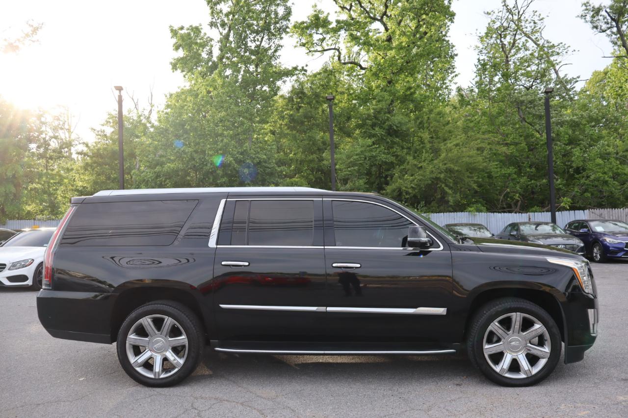 Cadillac Escalade ESV 4WD 4dr Luxury 2019