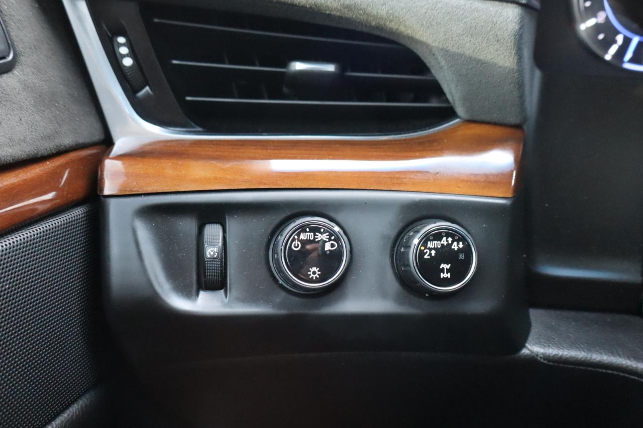 Cadillac Escalade ESV 4WD 4dr Luxury 2019