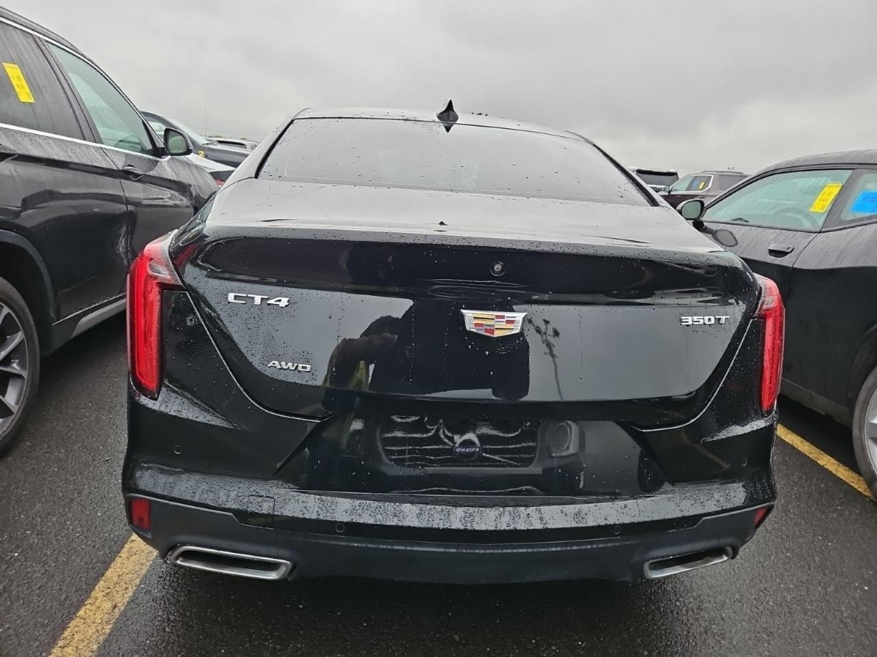 Cadillac CT4 4dr Sdn Premium Luxury 2022