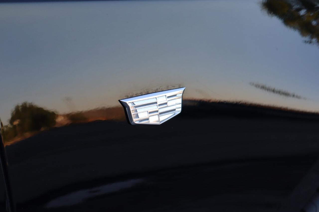 Cadillac CT4 4dr Sdn Premium Luxury 2022
