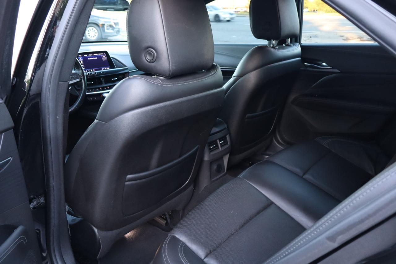 Cadillac CT4 4dr Sdn Premium Luxury 2022