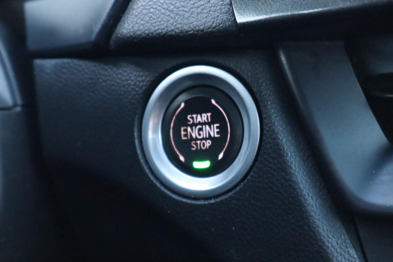 Cadillac CT4 4dr Sdn Premium Luxury 2022