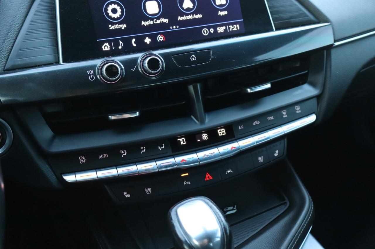 Cadillac CT4 4dr Sdn Premium Luxury 2022
