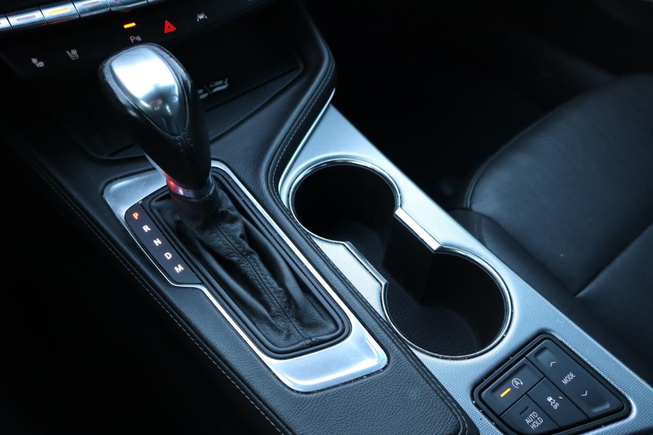 Cadillac CT4 4dr Sdn Premium Luxury 2022