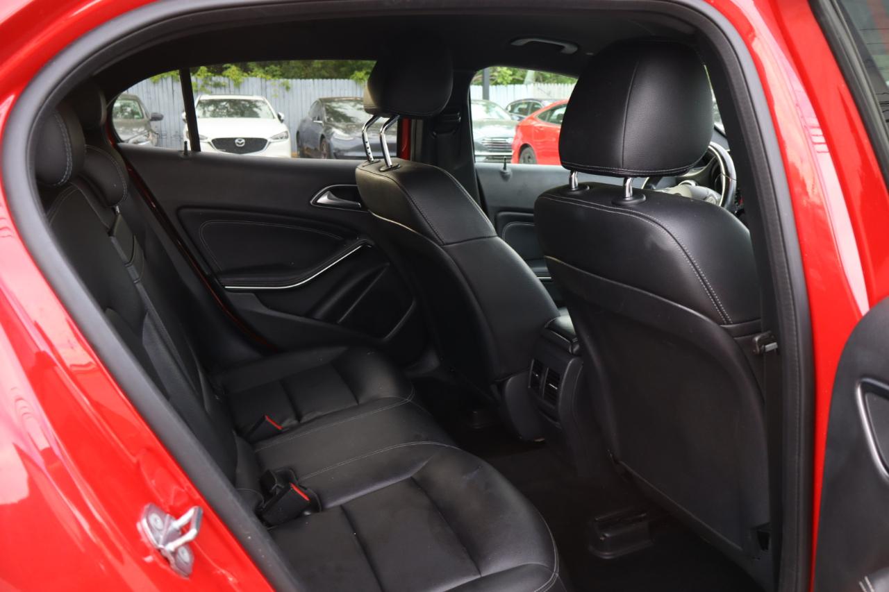 Mercedes-Benz GLA-Class  2019