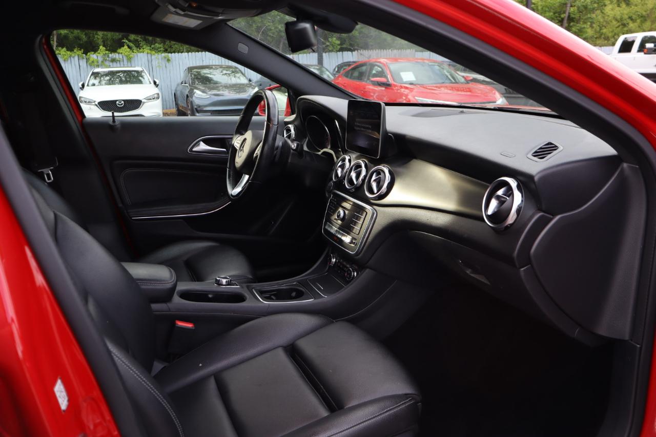 Mercedes-Benz GLA-Class  2019