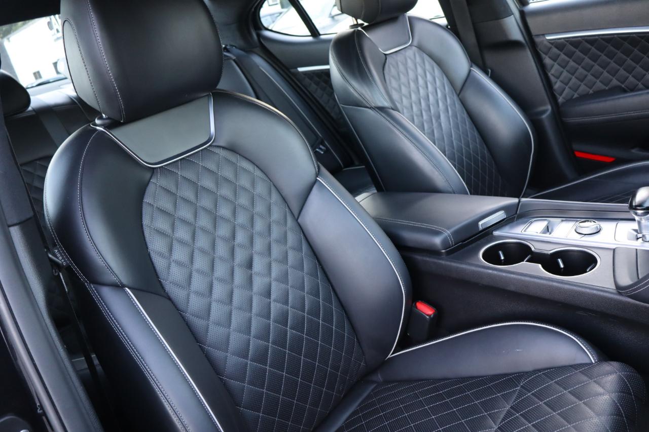 Genesis G70 3.3T Sport Advanced AWD 2021