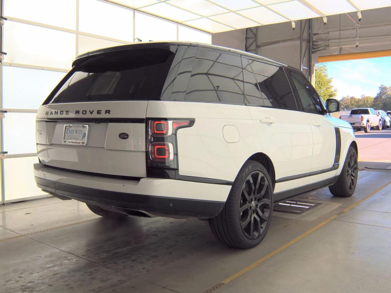 Land Rover Range Rover P525 HSE Westminster LWB 2021