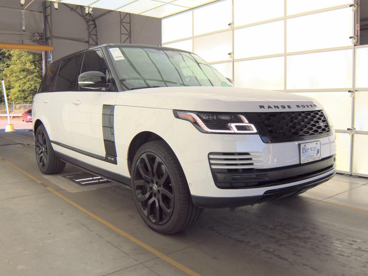 Land Rover Range Rover P525 HSE Westminster LWB 2021