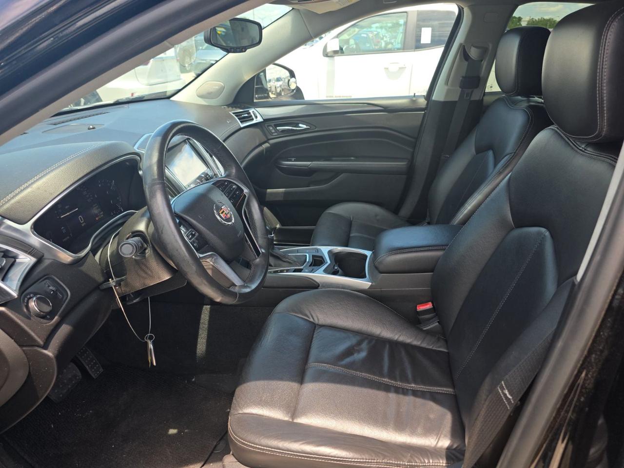 Cadillac SRX 4dr V6 SUV 2015
