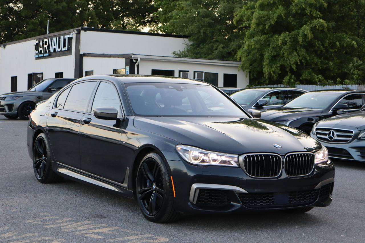 BMW 7-Series  2018