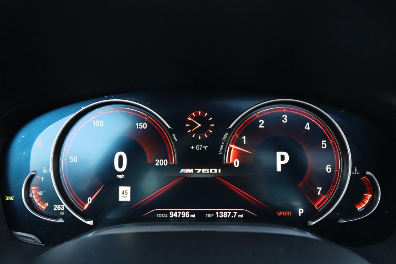 BMW 7-Series  2018
