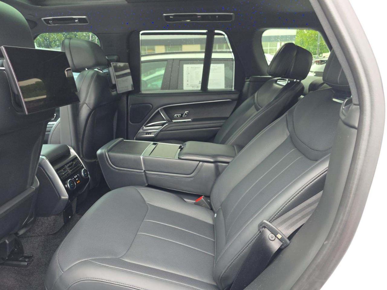 Land Rover Range Rover 4WD 4dr Autobiography 2023