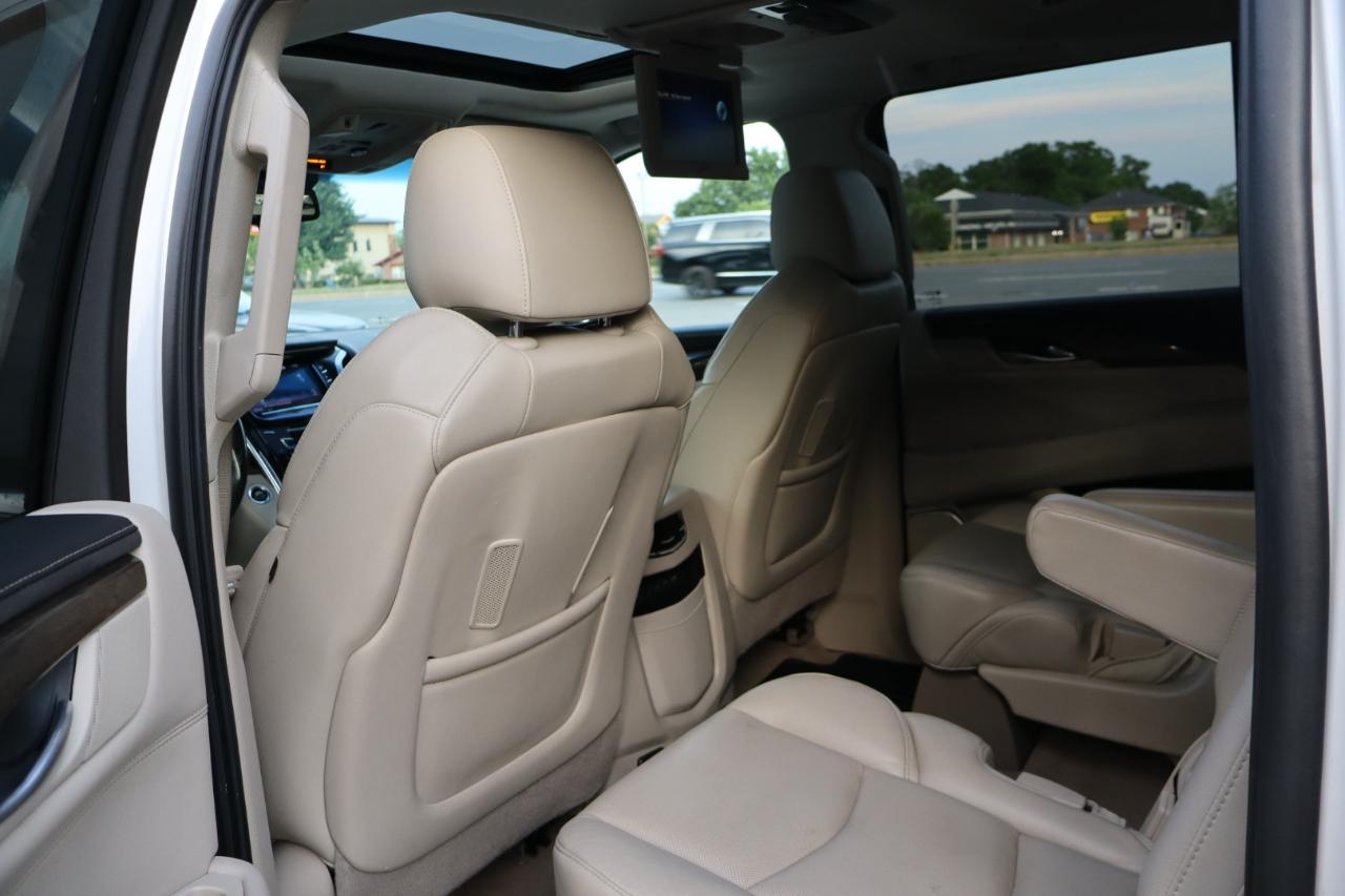 Cadillac Escalade ESV 4WD 4dr Premium Luxury 2018