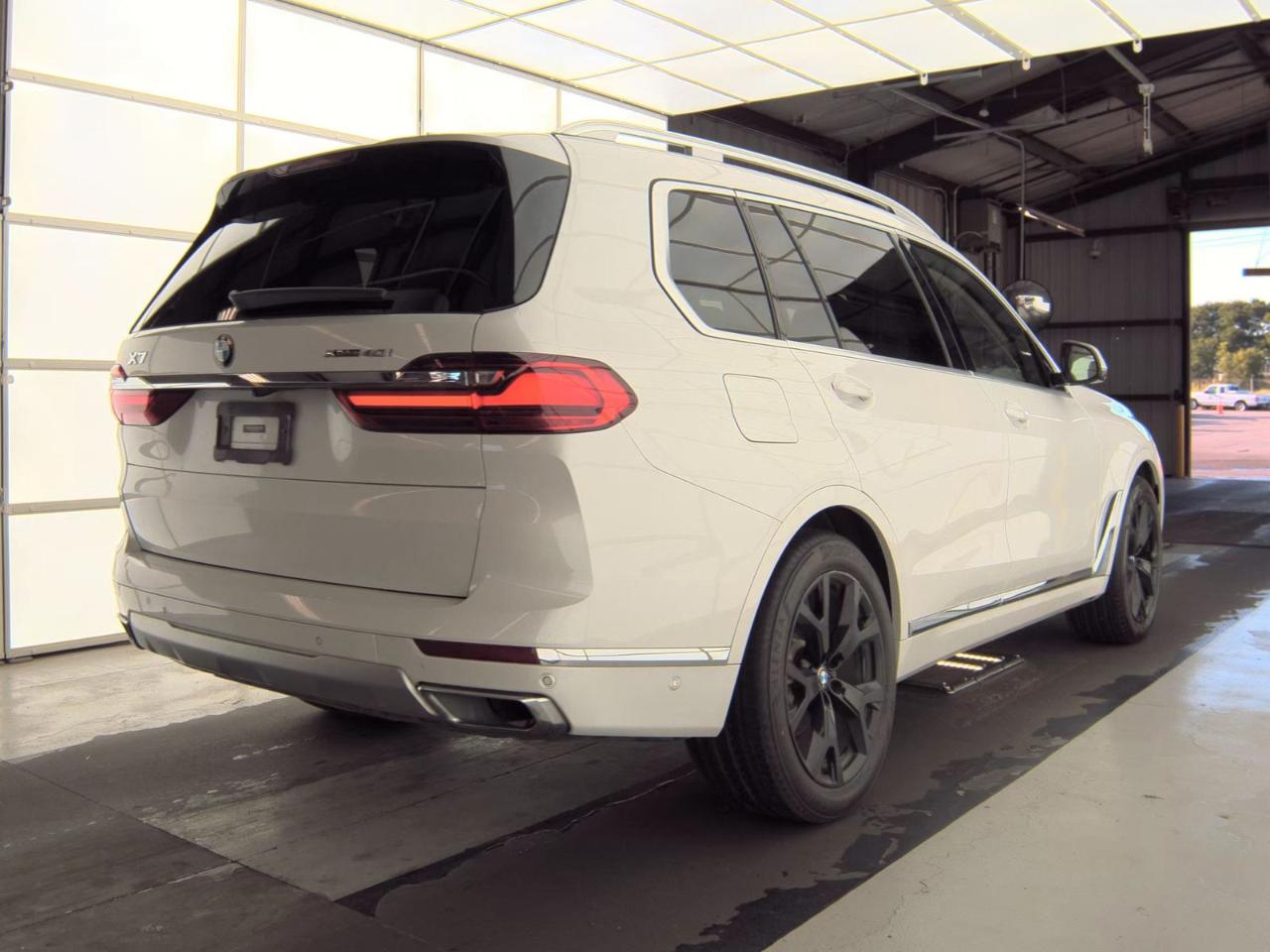 BMW X7  2019