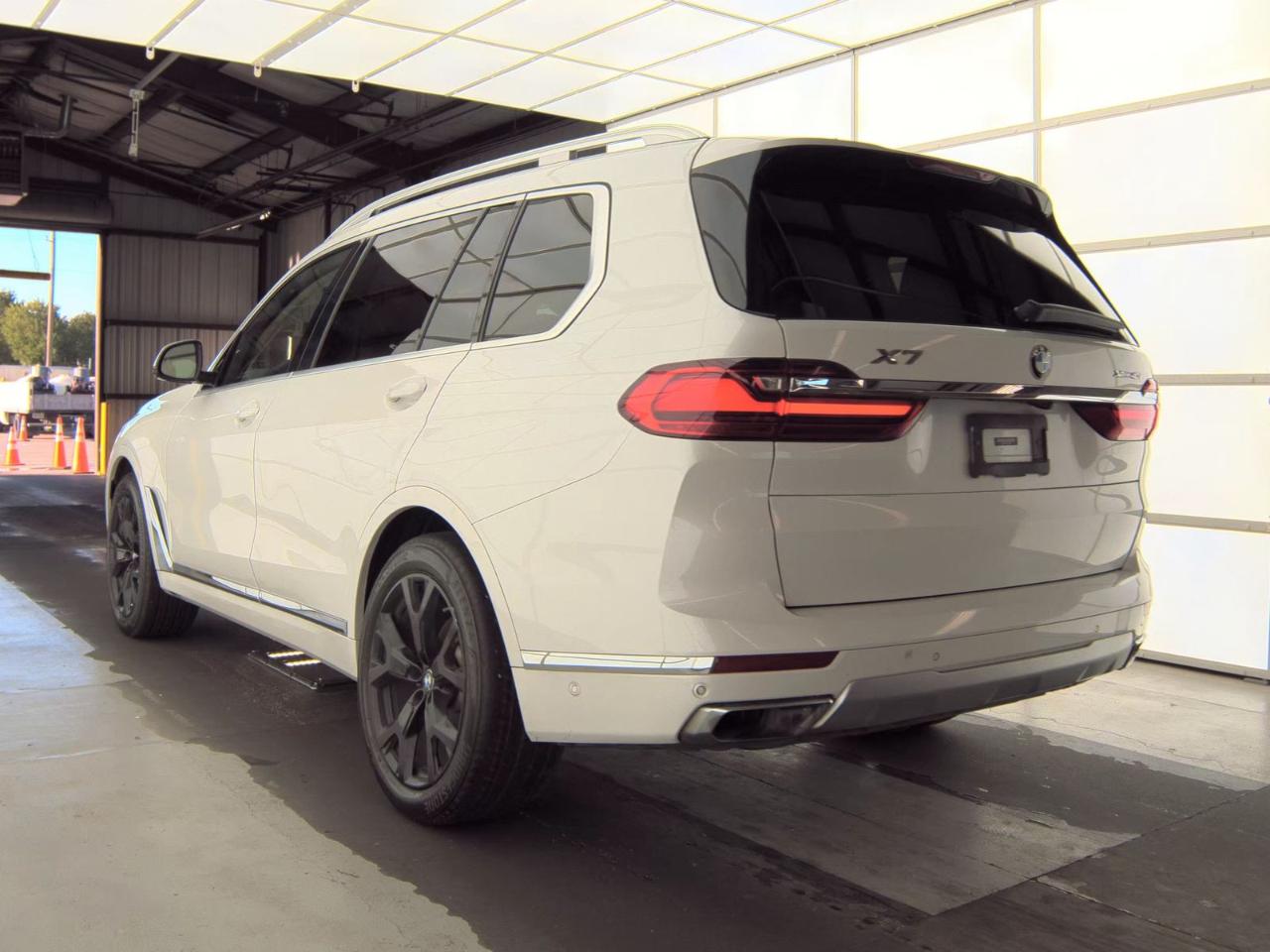 BMW X7  2019