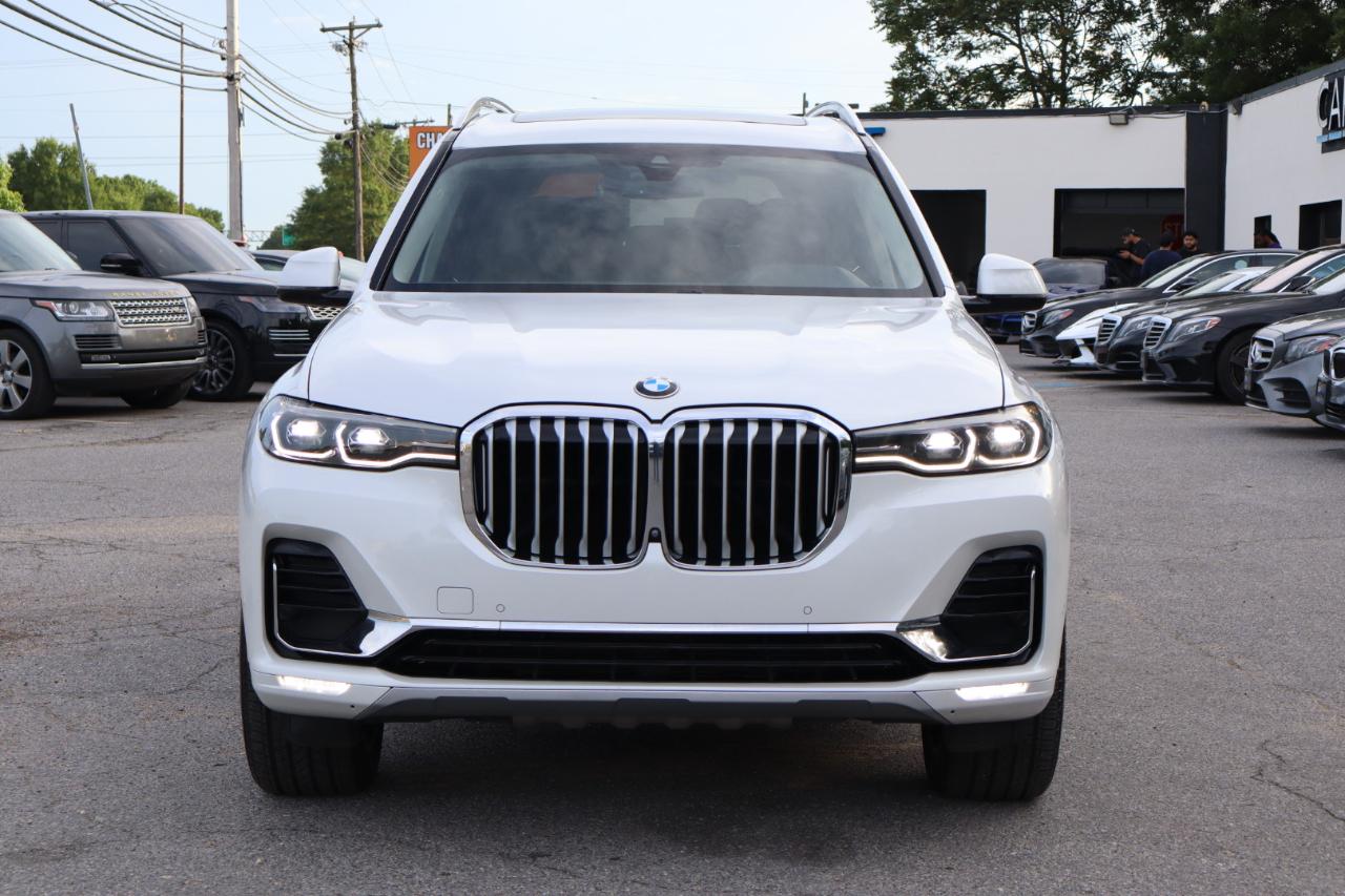 2019 BMW X7 xDrive40i's photo