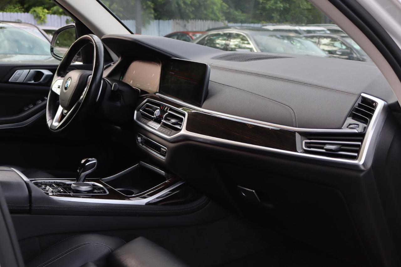 BMW X7  2019