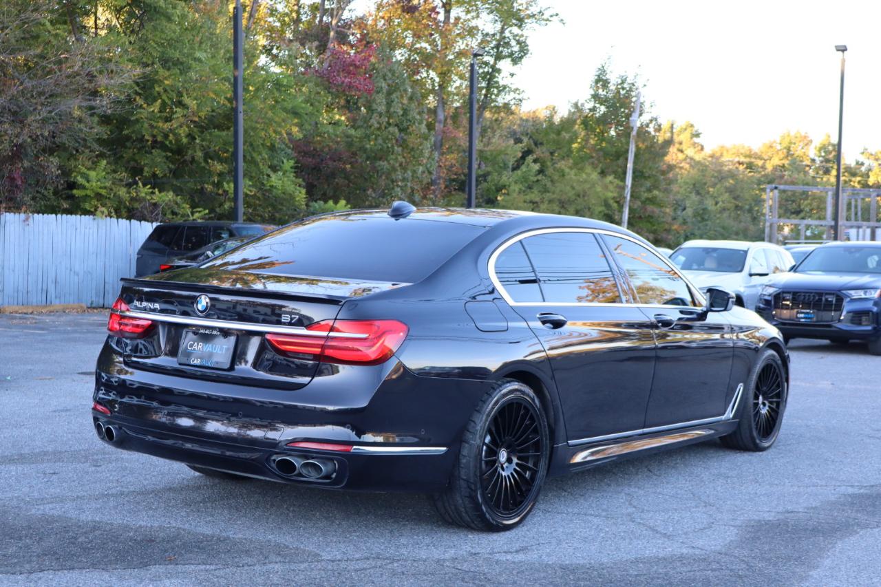 BMW 7-Series  2018