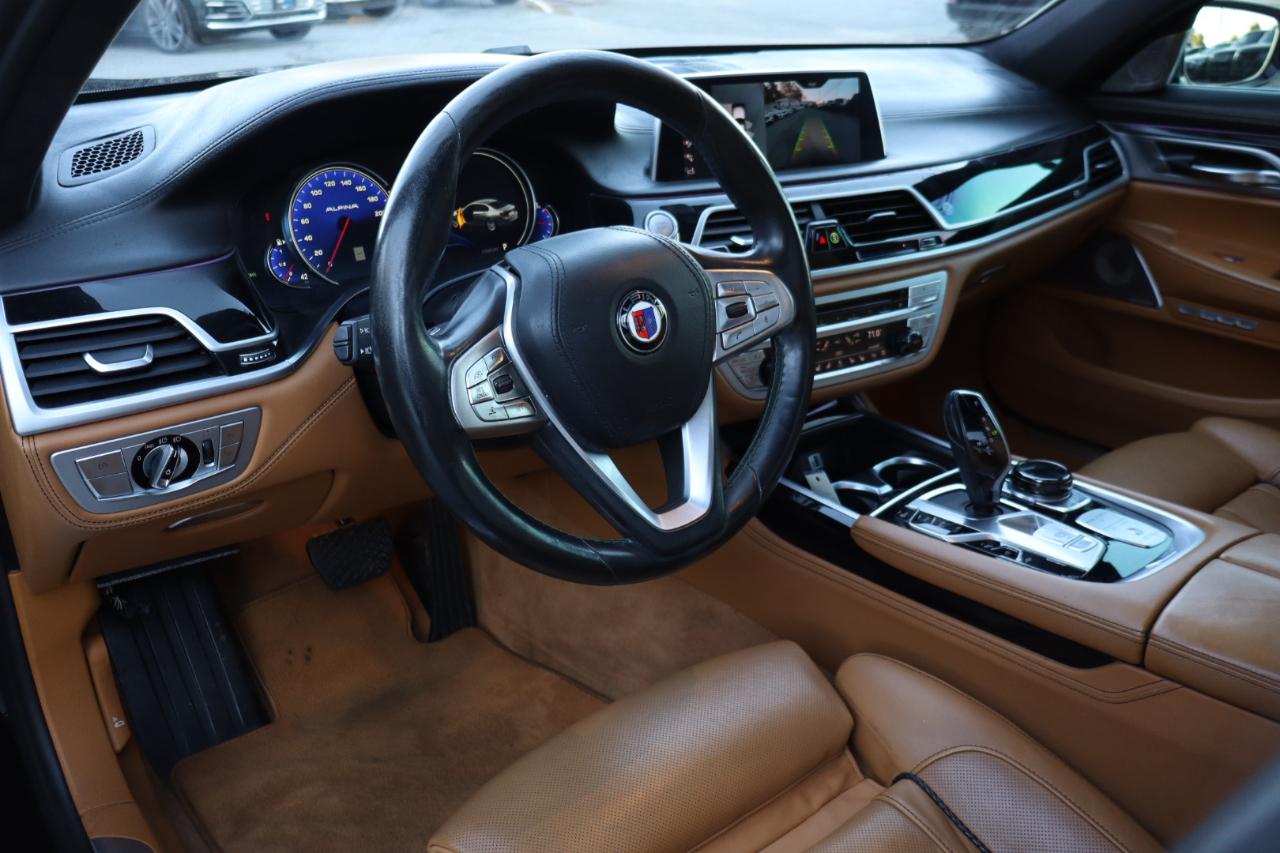 BMW 7-Series  2018