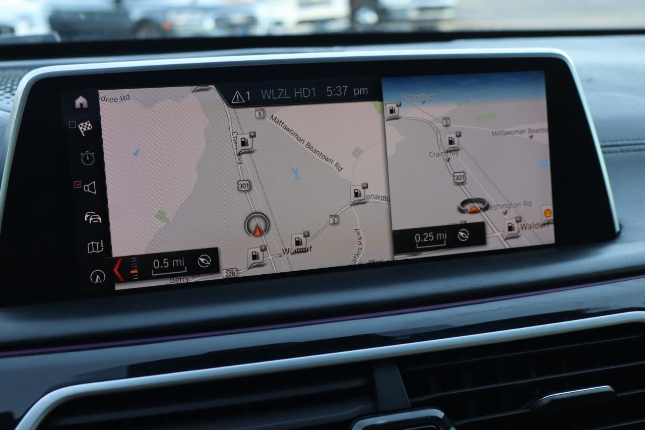 BMW 7-Series  2018