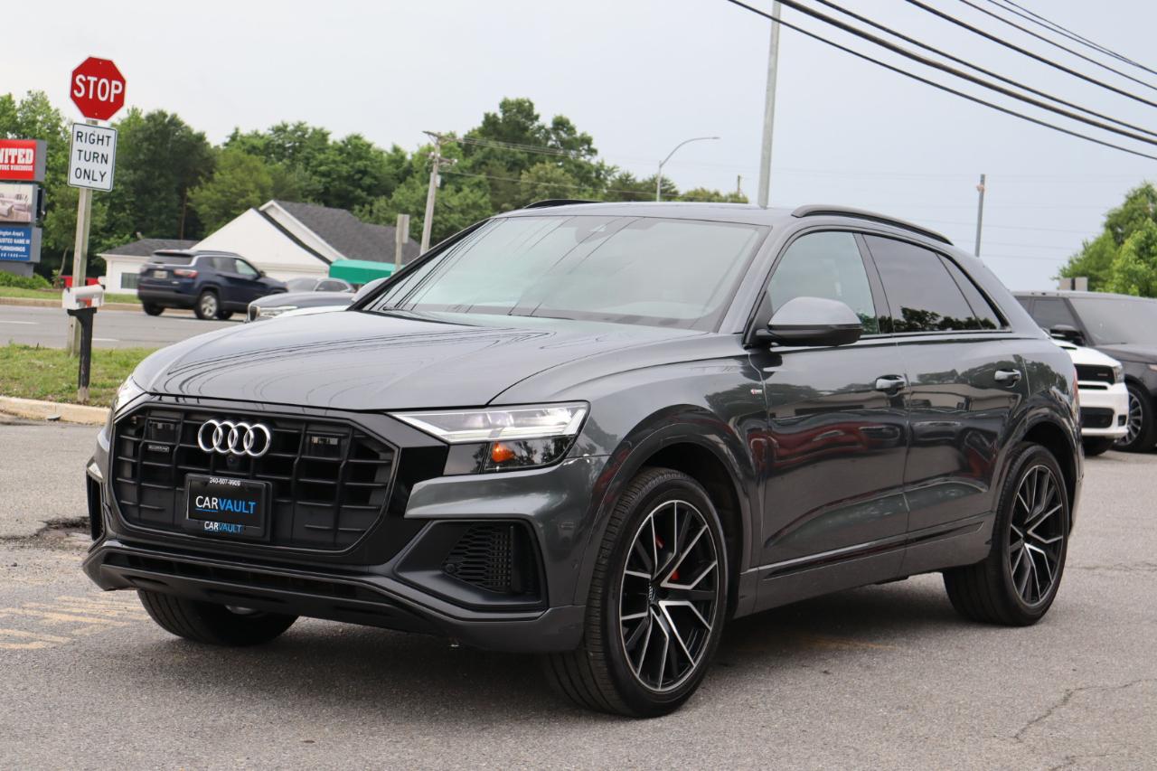 Audi Q8  2020