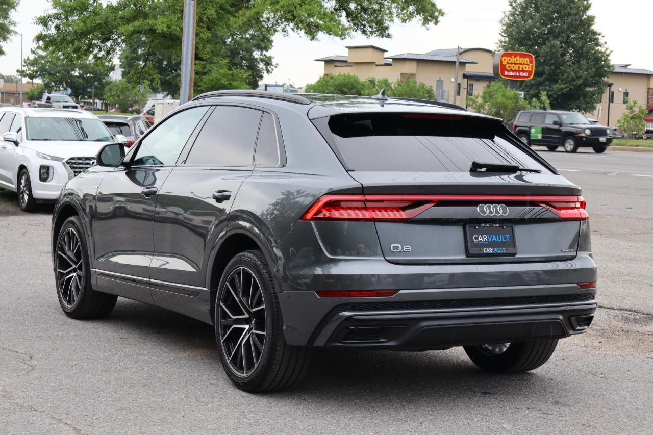 Audi Q8  2020