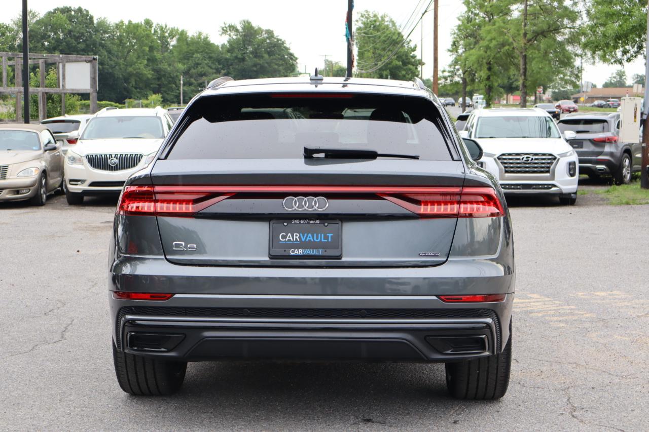 Audi Q8  2020