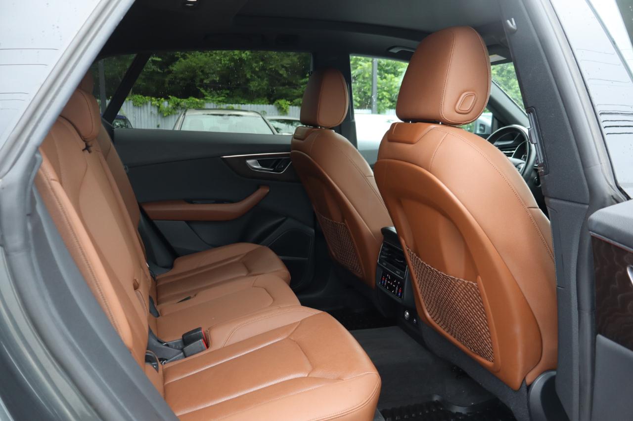 Audi Q8  2020