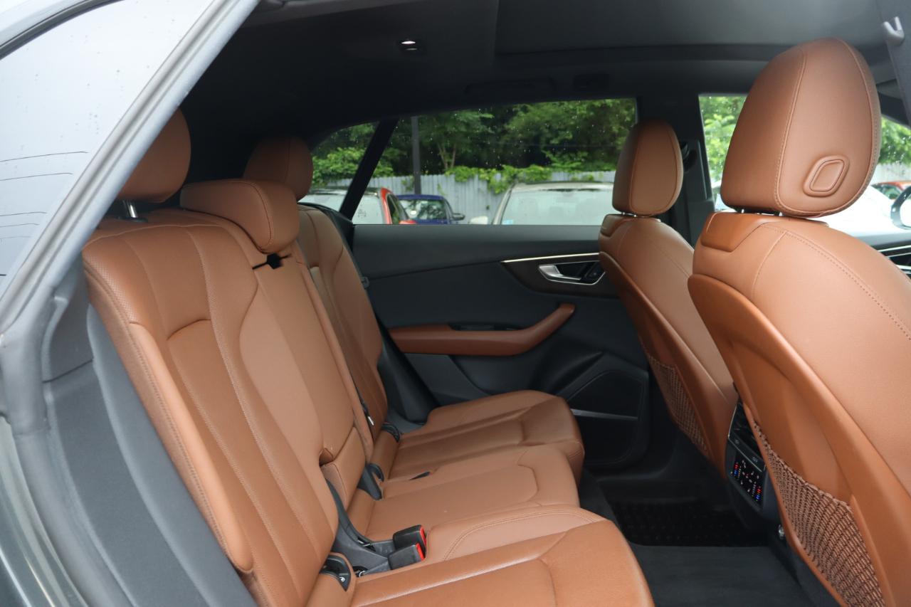 Audi Q8  2020