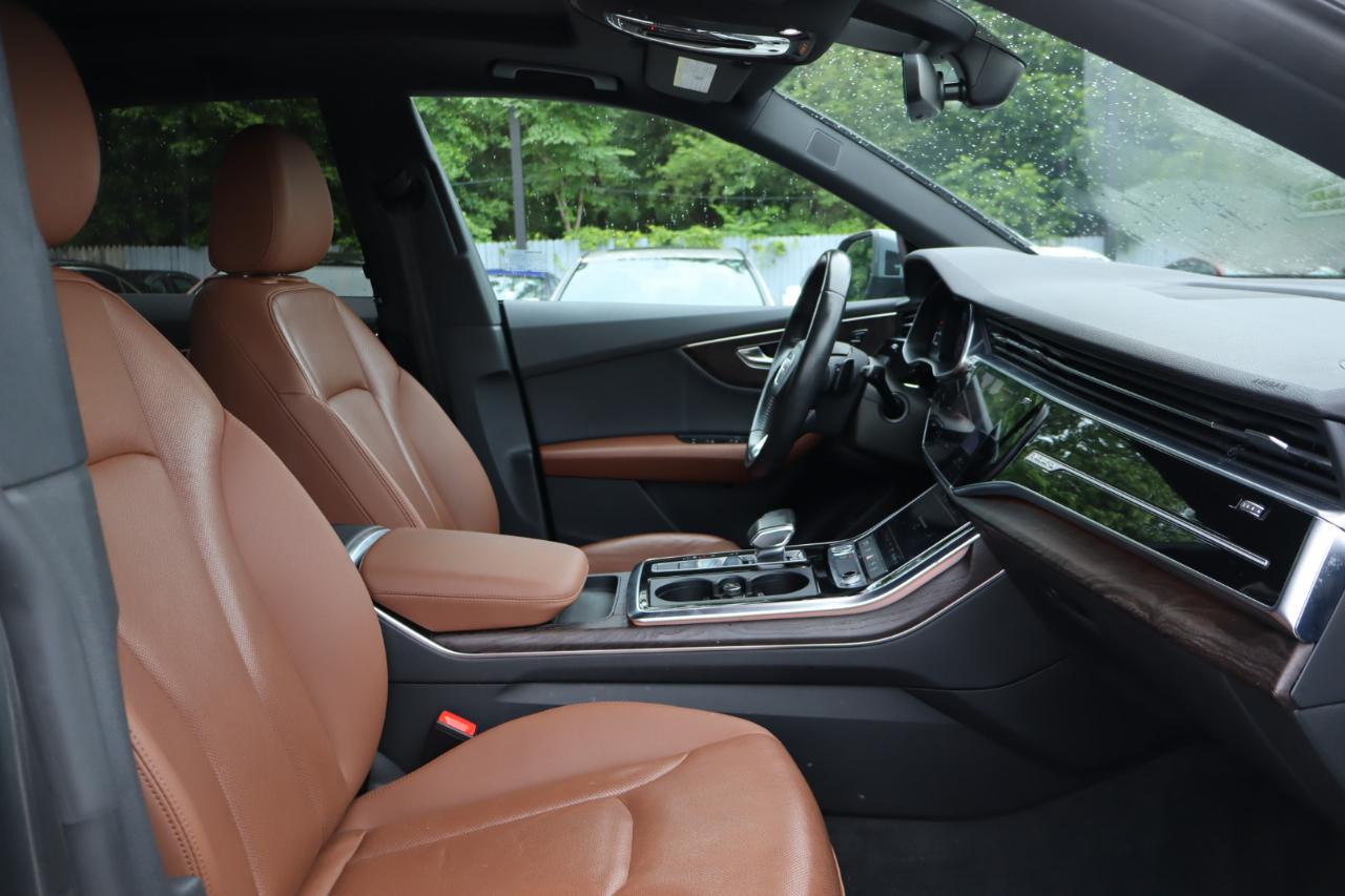 Audi Q8  2020