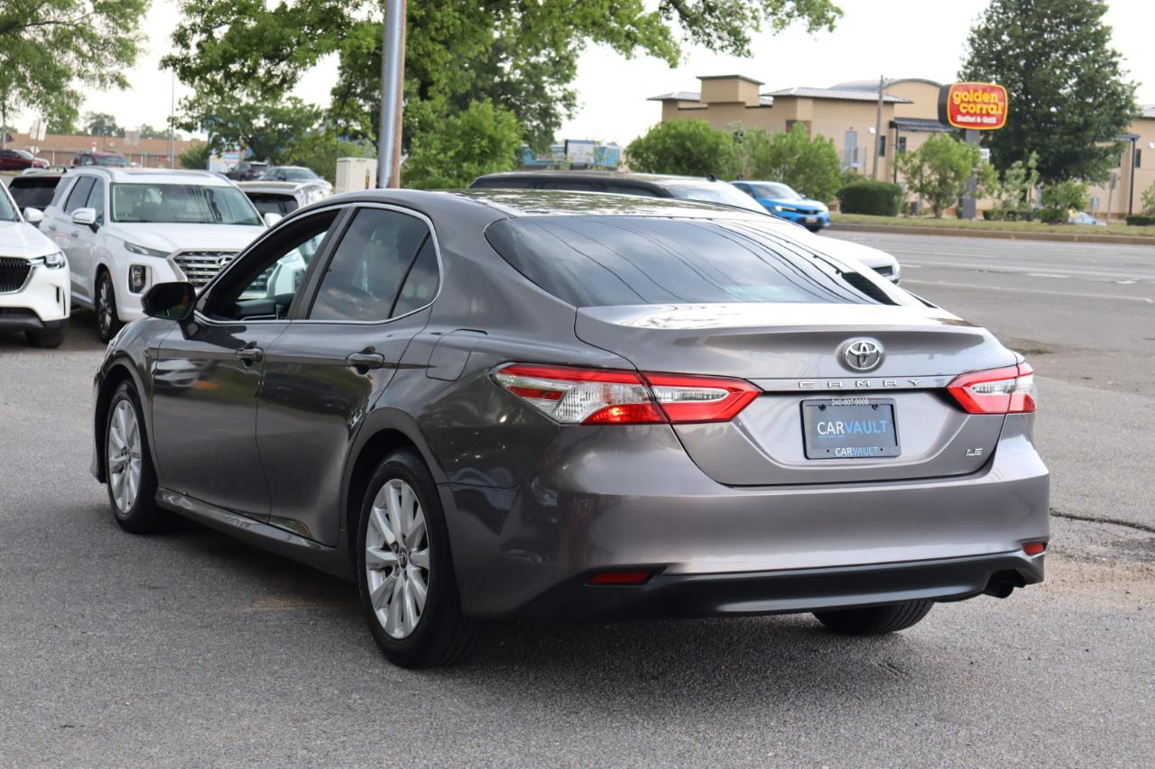 Toyota Camry  2018