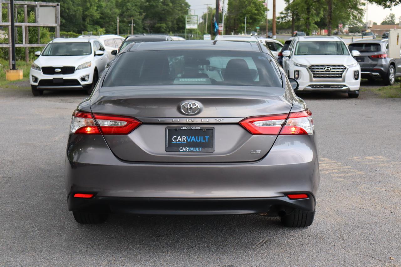 Toyota Camry  2018