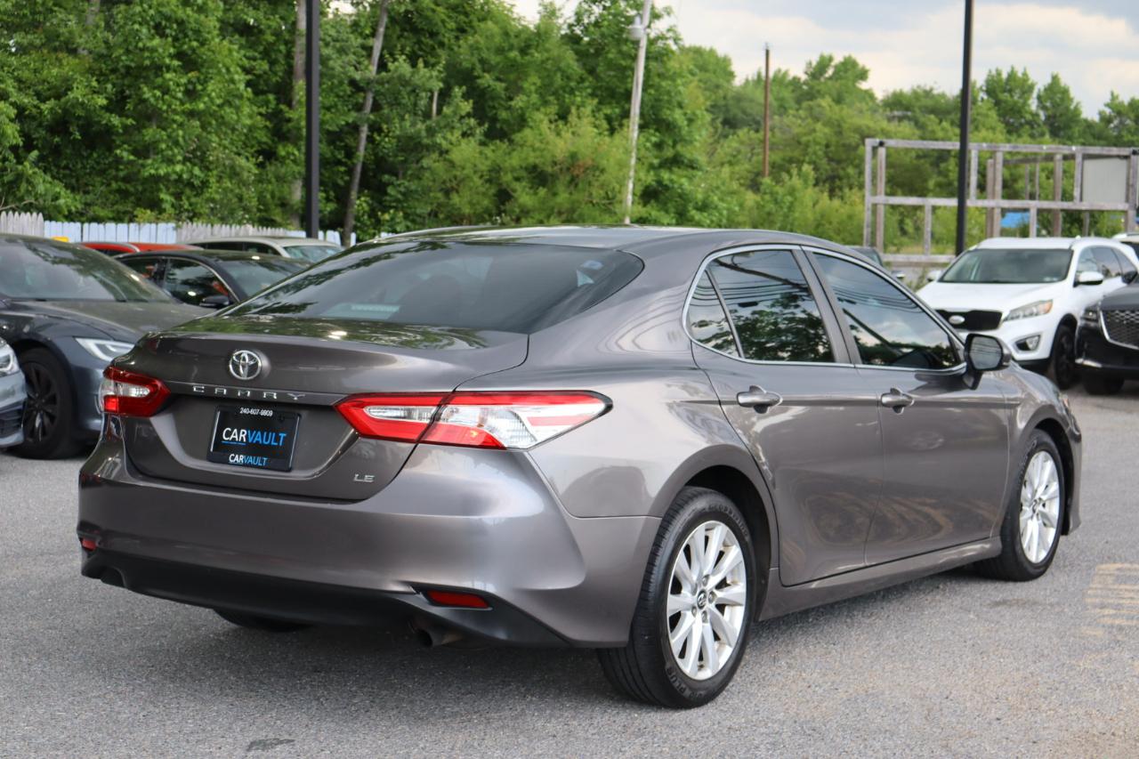 Toyota Camry  2018