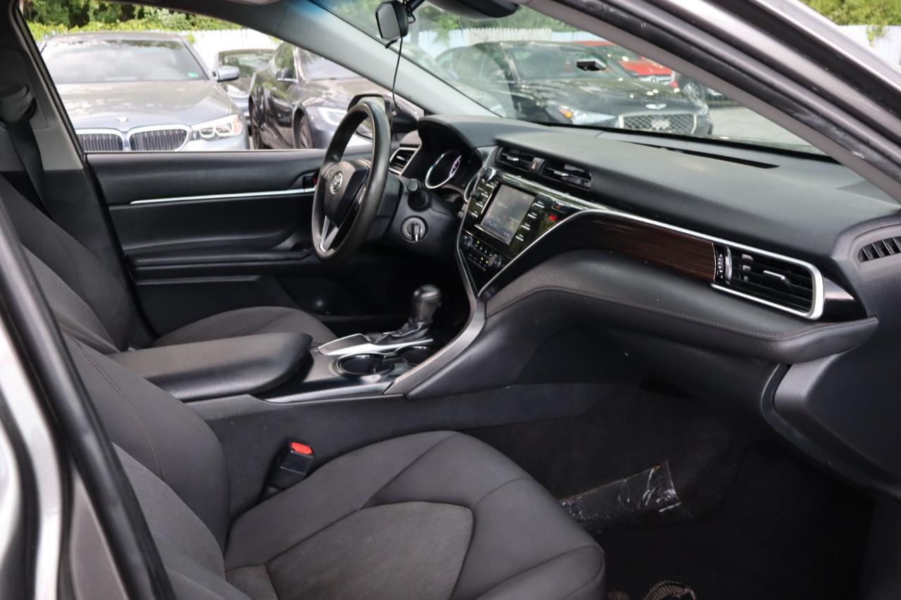 Toyota Camry  2018