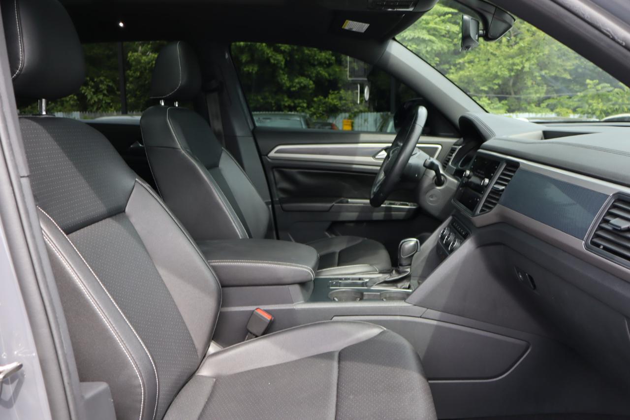 Volkswagen Atlas Cross Sport 3.6L V6 SE w/Technology FWD 2020
