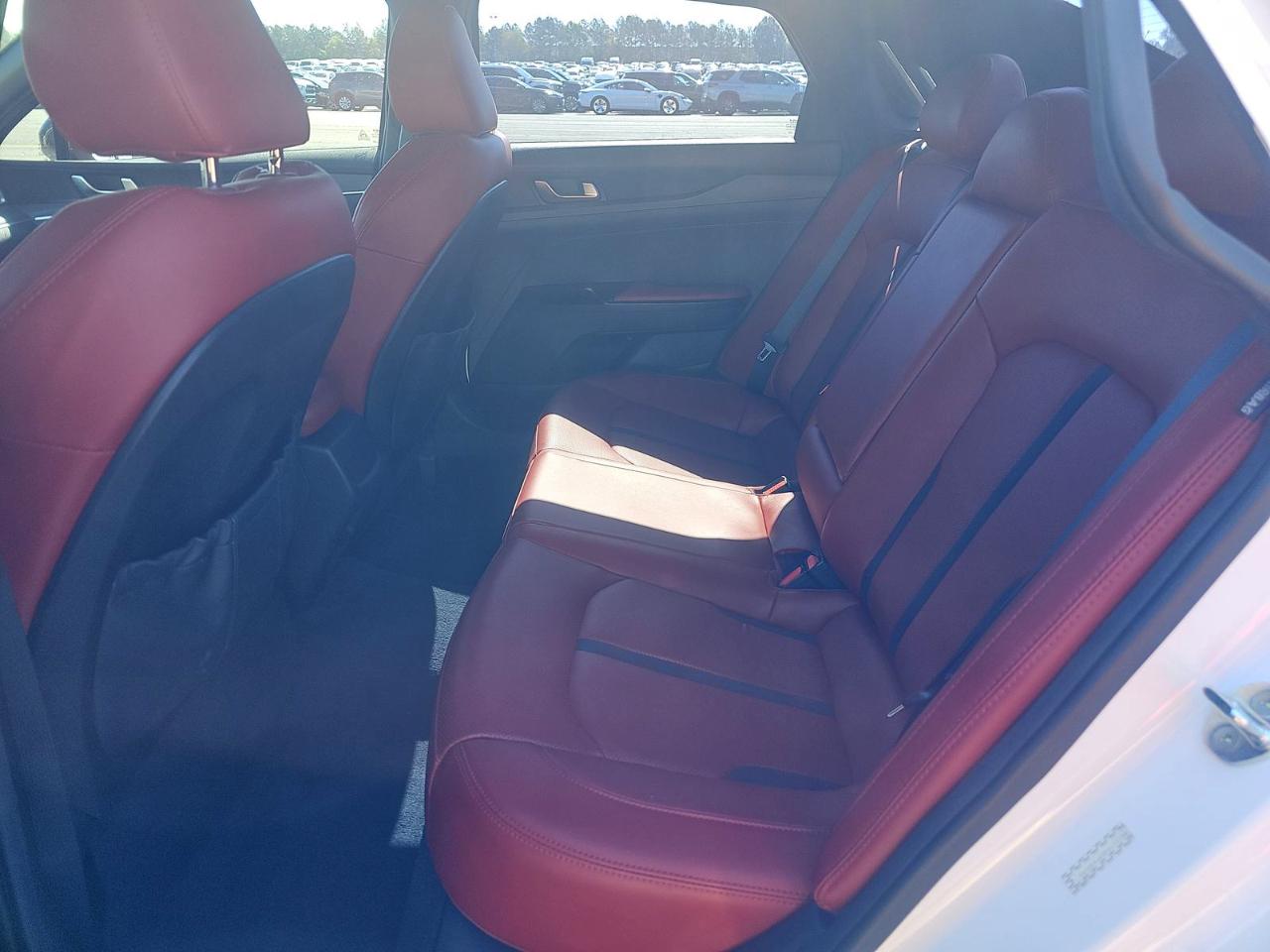 Kia K5  2023