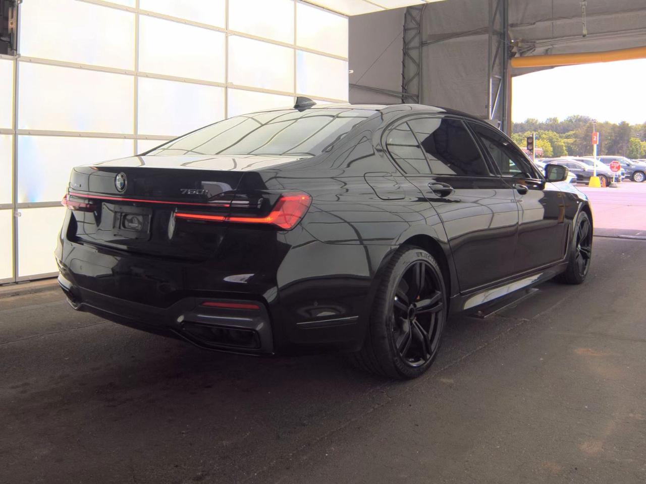 BMW 7-Series  2020