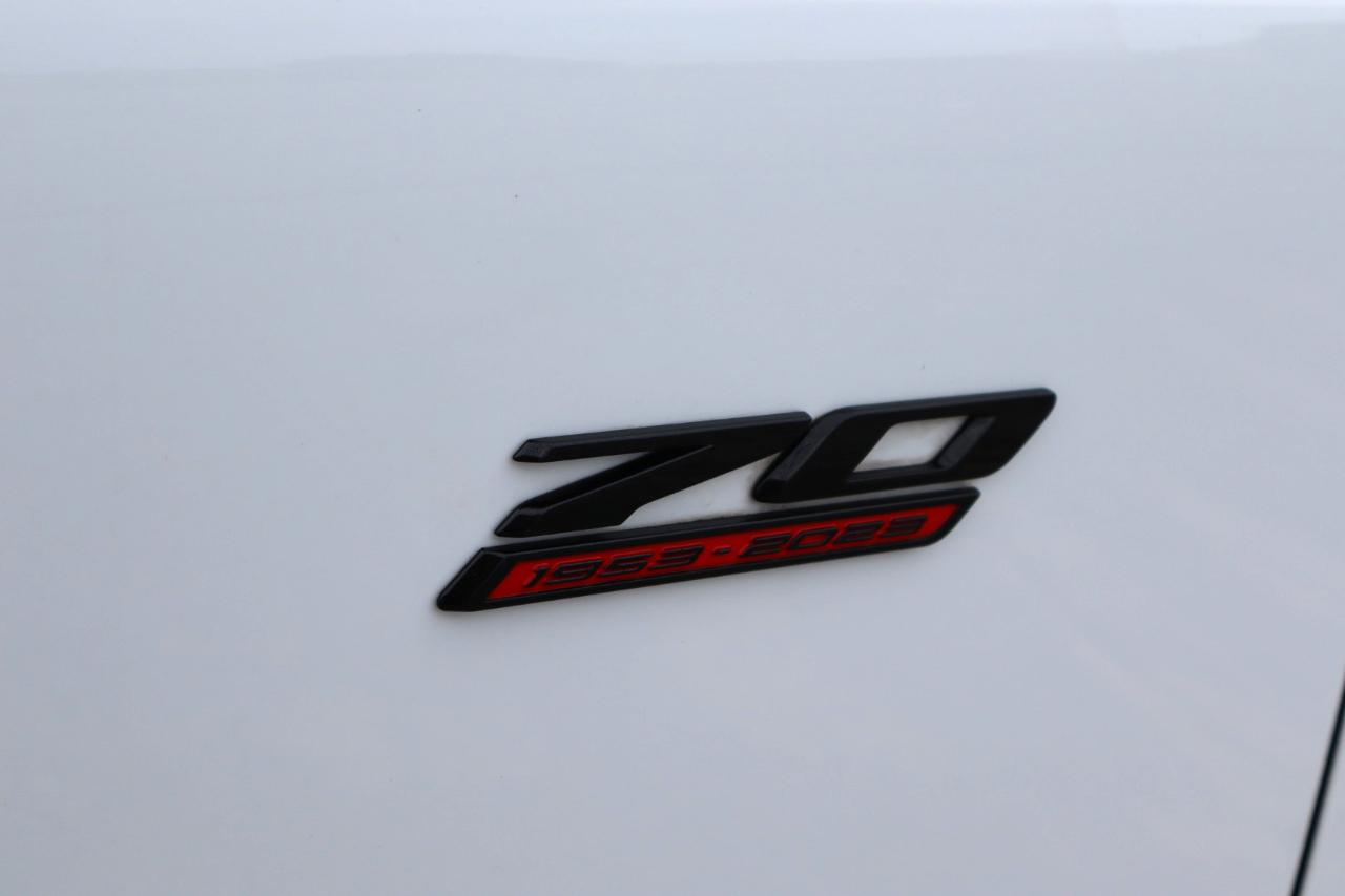 Chevrolet Corvette 2dr Stingray Z51 Cpe w/3LT 2021