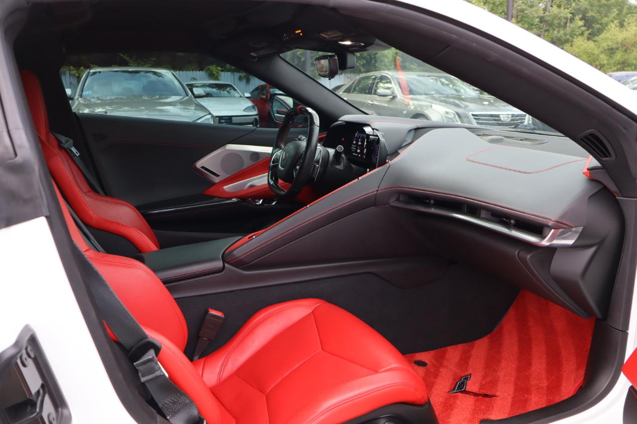 Chevrolet Corvette 2dr Stingray Z51 Cpe w/3LT 2021