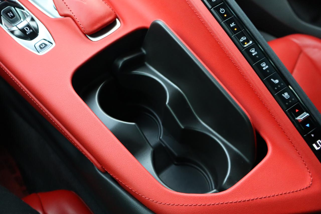Chevrolet Corvette 2dr Stingray Z51 Cpe w/3LT 2021